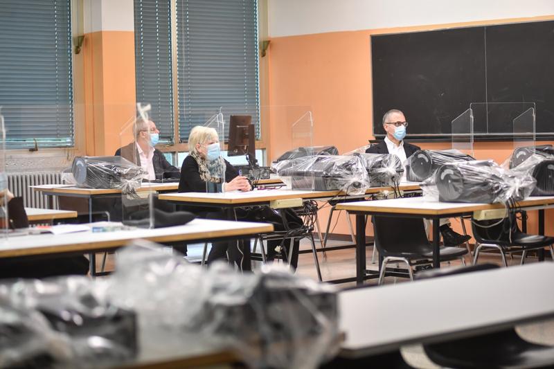 Maturità, Azzolina a Bergamo: “Chiudere le scuole è stata una ferita”. FOTO