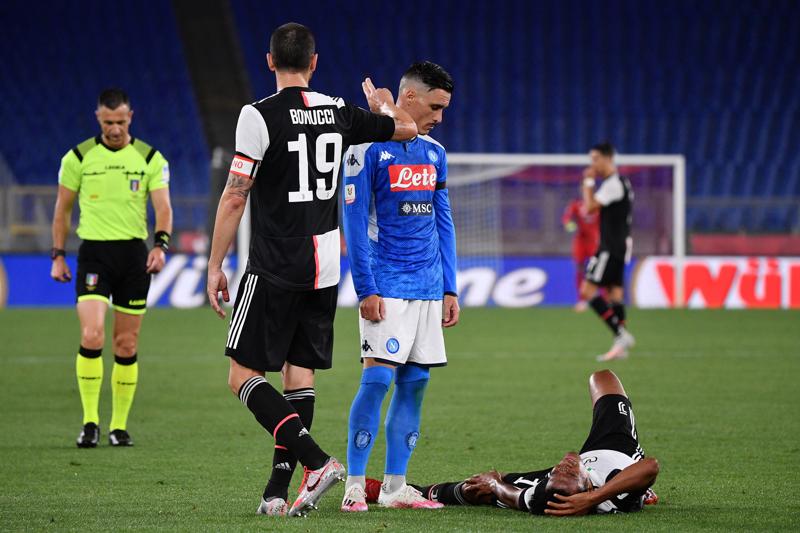 Coppa Italia al Napoli: disastro Juventus ai rigori. Trionfa Gattuso su Sarri Coppa Italia al Napoli: disastro Juventus ai rigori. Trionfa Gattuso su Sarri