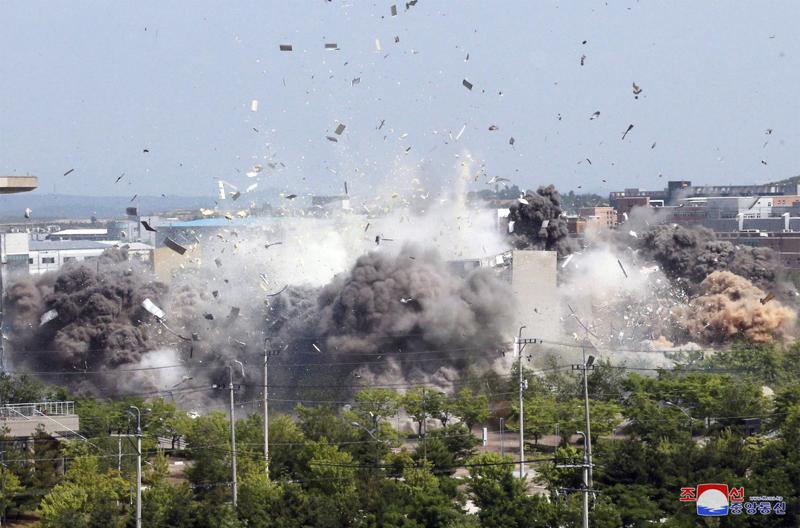 Corea del Nord, militari di Pyongyang nella zona demilitarizzata Corea del Nord, militari di Pyongyang nella zona demilitarizzata