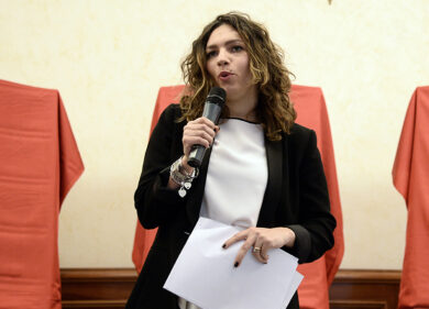 M5S: “A luglio il conflitto d’interessi. Con il Pd abbiamo trovato la sintesi”