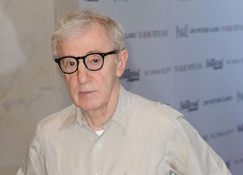 Molestie, Woody Allen: “Amare Soon-Yi mi è costato, ma ne è valsa la pena” Molestie, Woody Allen: “Amare Soon-Yi mi è costato, ma ne è valsa la pena”