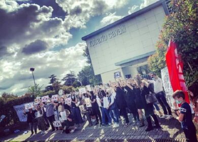 Roberto Cavalli, in cento si licenziano piuttosto che trasferirsi a Milano