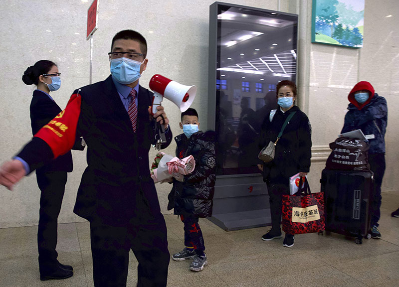Coronavirus: calano i contagi in Cina, nove casi a Pechino Coronavirus: calano i contagi in Cina, nove casi a Pechino