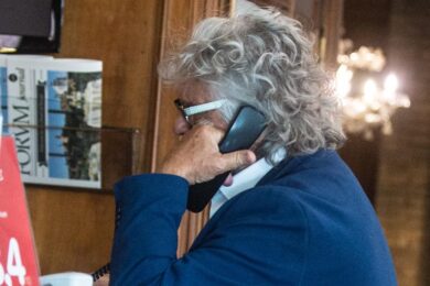 Tlc,la mossa su Enel e il piano su Cdp Reti:cosa c’è dietro al blitz di Grillo