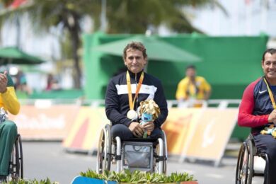 Zanardi, condizioni stabili. Medico Policlinico di Siena: “Siamo fiduciosi”