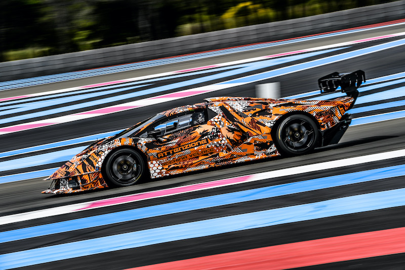 Scende in pista la Lamborghini SCV12, la hypercar squadra corse Scende in pista la Lamborghini SCV12, la hypercar squadra corse
