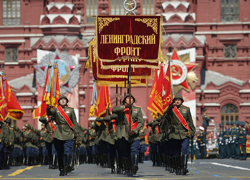 Russia, parata della vittoria e referendum. Putin si prende il potere a vita Russia, parata della vittoria e referendum. Putin si prende il potere a vita