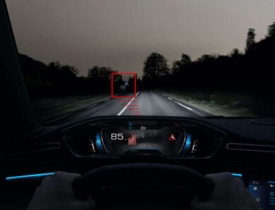 Peugeot 508 con night vision, la guida notturna senza imprevisti