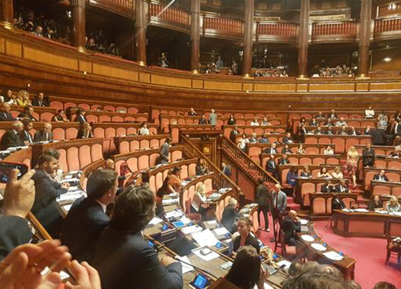 M5s, aria d’addio per due senatrici. I numeri in maggioranza fanno paura M5s, aria d’addio per due senatrici. I numeri in maggioranza fanno paura