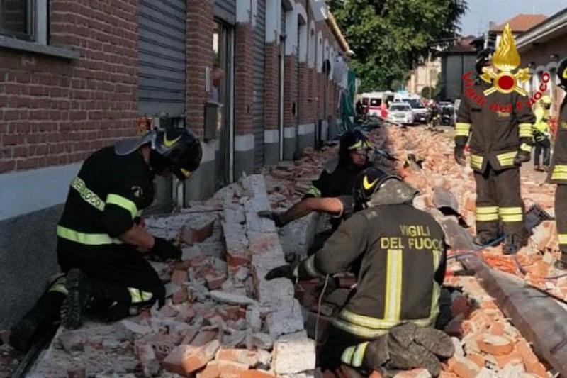 Albizzate, crollo del tetto: altro sopralluogo. C’è un indagato Albizzate, crollo del tetto: altro sopralluogo. C’è un indagato