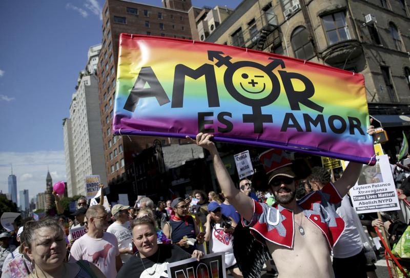 Il Pride compie 50 anni: gli eventi del weekend, online e non solo Il Pride compie 50 anni: gli eventi del weekend, online e non solo