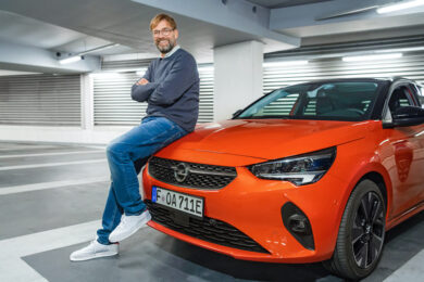 Opel si congratula con Jürgen Klopp
