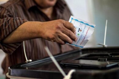 Sondaggi, Lega di Salvini sempre più giù. Crolla un grande partito. I DATI