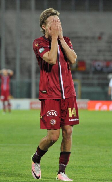 Serie B, Livorno: Spinelli caccia 18 giocatori prima della fine della stagione