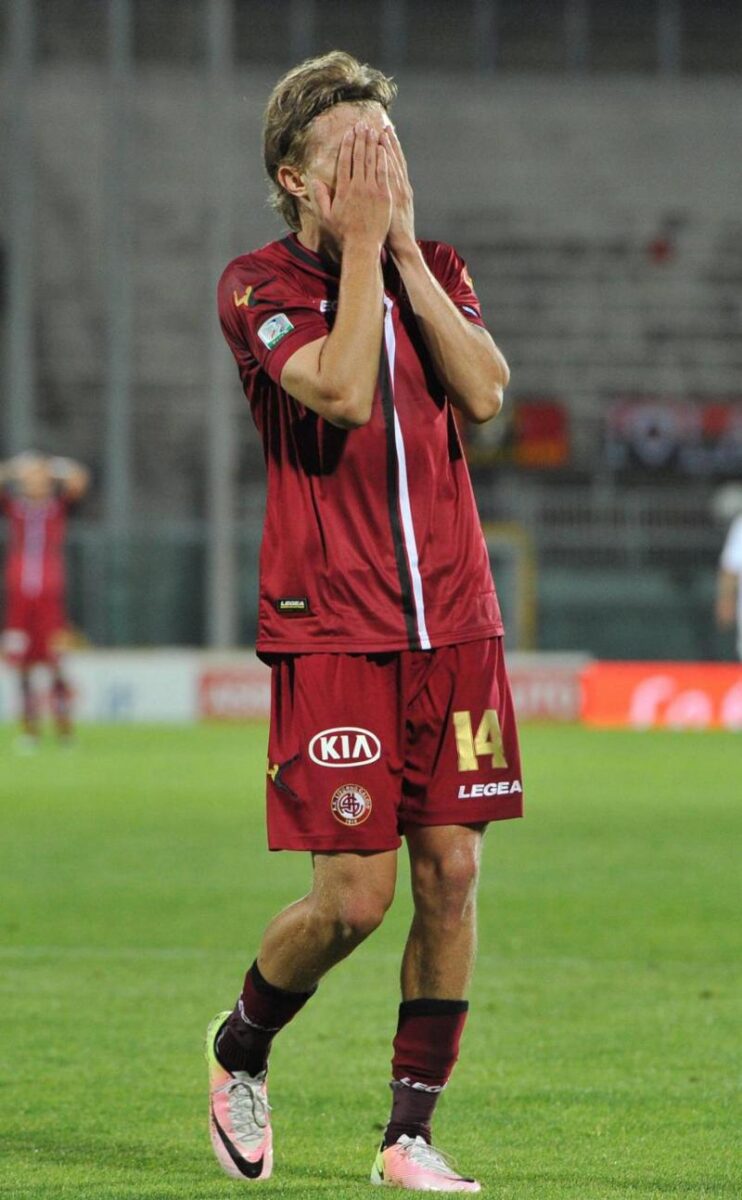 Serie B, Livorno: Spinelli caccia 18 giocatori prima della fine della stagione Serie B, Livorno: Spinelli caccia 18 giocatori prima della fine della stagione