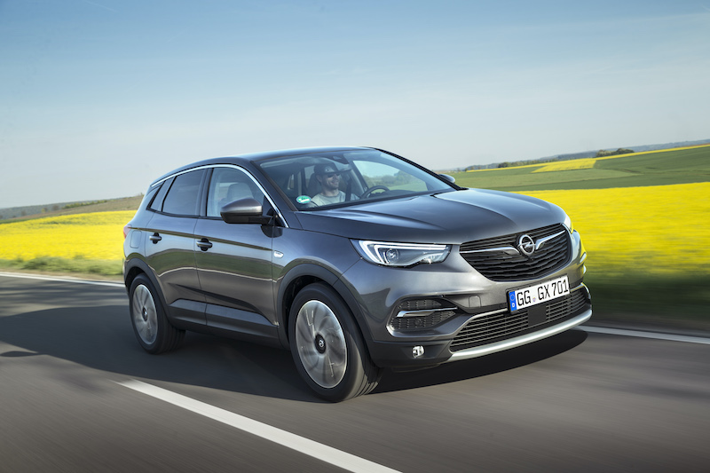 Opel Grandland X, perfetta per l’uso quotidiano e alle vacanze avventurose Opel Grandland X, perfetta per l’uso quotidiano e alle vacanze avventurose