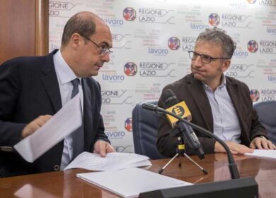 Mes, è guerra tra Pd e M5S. Assist di Smeriglio a Conte: “Trovi una soluzione”