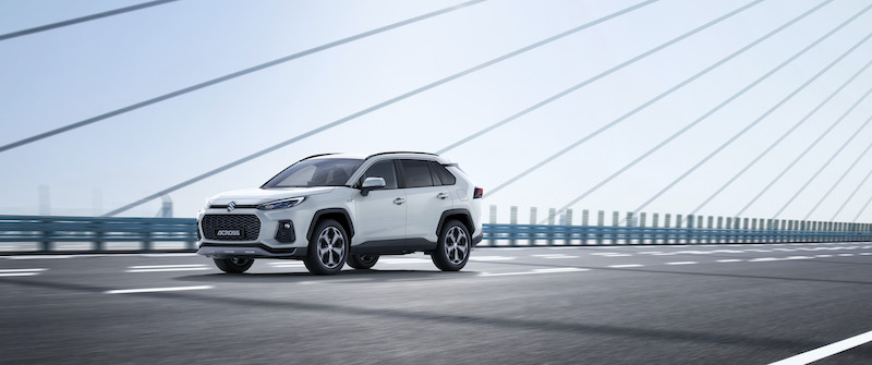 Suzuki presenta  Across ibrido plug-in con trazione integrale 4×4 E-Four