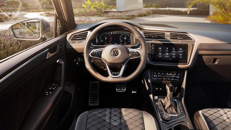 Volkswagen Tiguan si rifà il look, nuova estetica e spazio all’elettrico Volkswagen Tiguan si rifà il look, nuova estetica e spazio all’elettrico