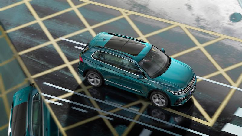 Volkswagen Tiguan si rifà il look, nuova estetica e spazio all’elettrico Volkswagen Tiguan si rifà il look, nuova estetica e spazio all’elettrico