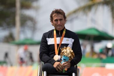 Zanardi resta grave dopo 14 giorni. L’ipotesi sul risveglio dal coma