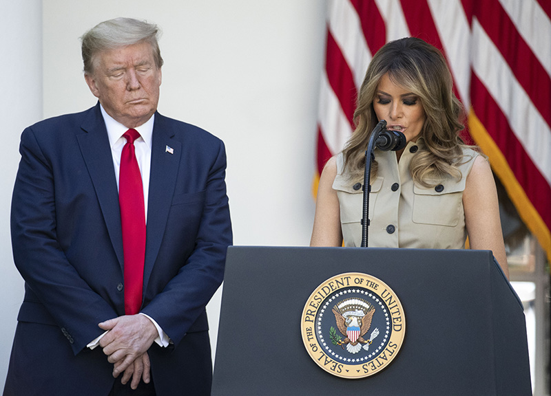 Usa, Trump al Monte Rushmore incurante del virus e delle proteste indiane Usa, Trump al Monte Rushmore incurante del virus e delle proteste indiane