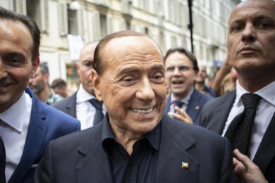 Governo,Silvio si allinea a Salvini e Meloni:”Le elezioni sono la via maestra”