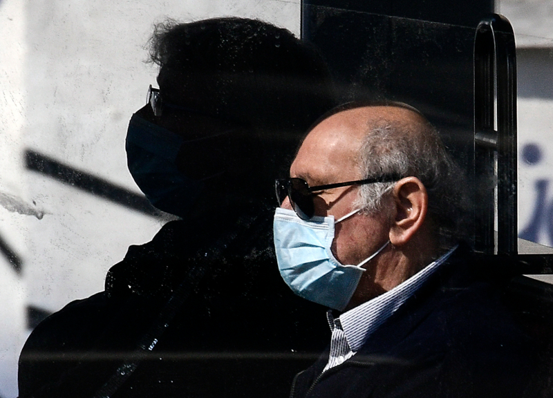Mascherine con il caldo: i modelli più adatti secondo gli esperti Mascherine con il caldo: i modelli più adatti secondo gli esperti
