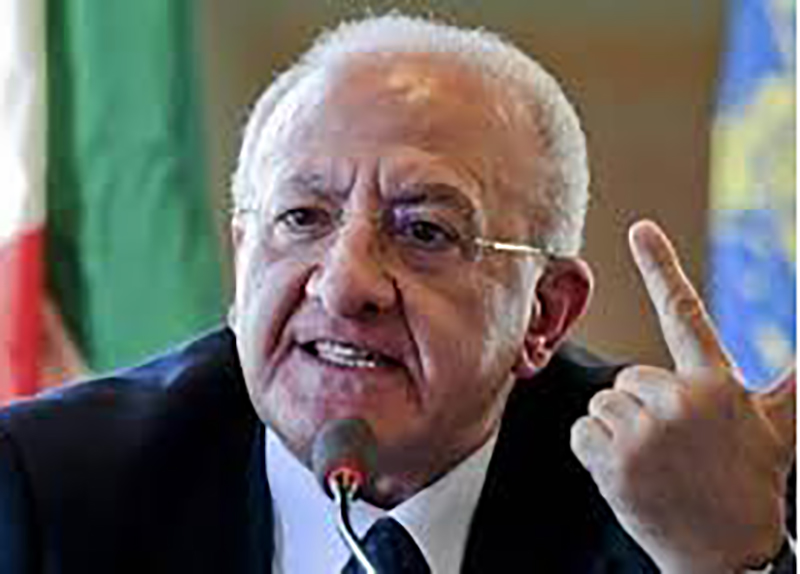 Sondaggi Campania, De Luca plebiscito. Anche M5S e Lega votano per lui Sondaggi Campania, De Luca plebiscito. Anche M5S e Lega votano per lui