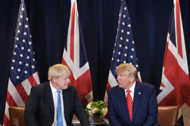 5G, Johnson pronto a bandire Huawei dalla rete britannica