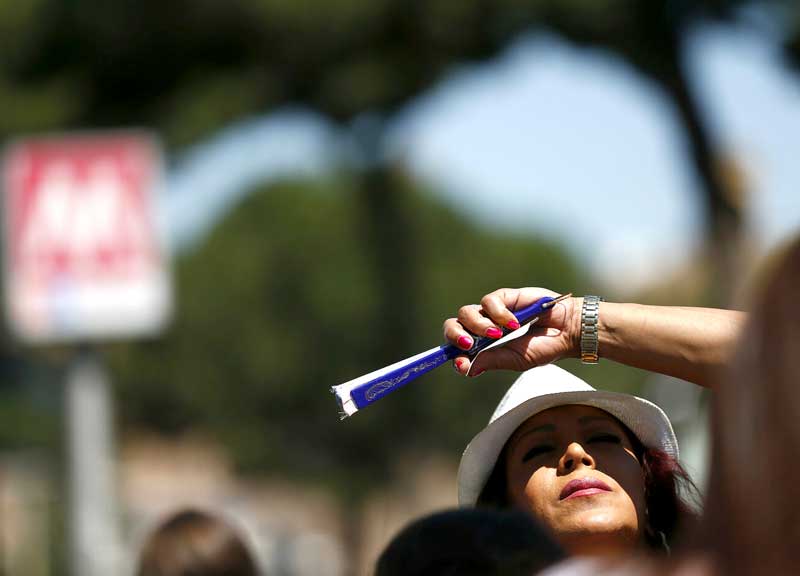 Caldo record, le regole del Ministero della Salute per resistere all’ondata Caldo record, le regole del Ministero della Salute per resistere all’ondata