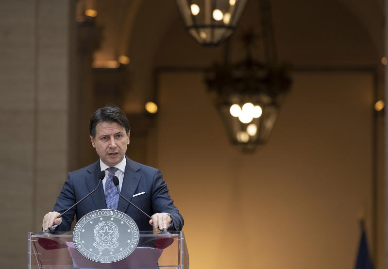 Dl Semplificazioni, Conte: “Trampolino per il rilancio, appalti sbloccati” Dl Semplificazioni, Conte: “Trampolino per il rilancio, appalti sbloccati”