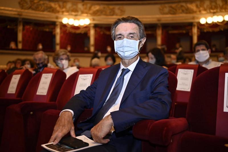 La Scala riapre dopo quattro mesi e omaggia Morricone. FOTO La Scala riapre dopo quattro mesi e omaggia Morricone. FOTO