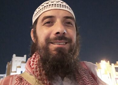 Milano, istigava alla Jihad sui social: arrestato 38enne italiano