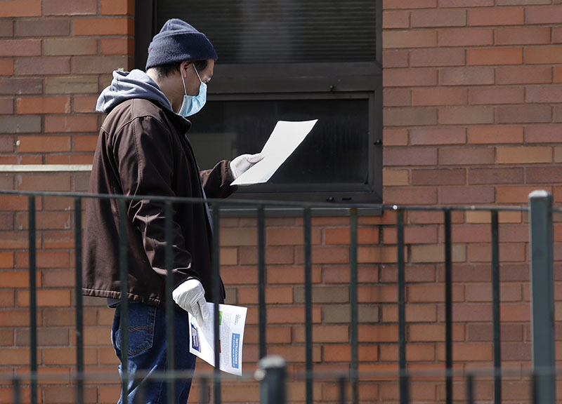 Coronavirus, Usa: giorno nero, 60mila nuovi contagi. Nel mondo più di 12 mln Coronavirus, Usa: giorno nero, 60mila nuovi contagi. Nel mondo più di 12 mln