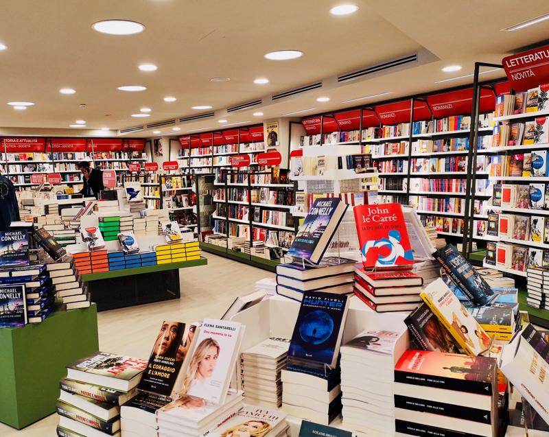 Editoria, Mondadori ridisegna l’Area Libri Trade. Nascono due nuove direzioni Editoria, Mondadori ridisegna l’Area Libri Trade. Nascono due nuove direzioni