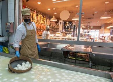 Napoli, a Sant’Anastasia Squisito, bottega gastronomica del gruppo Ciro Amodio