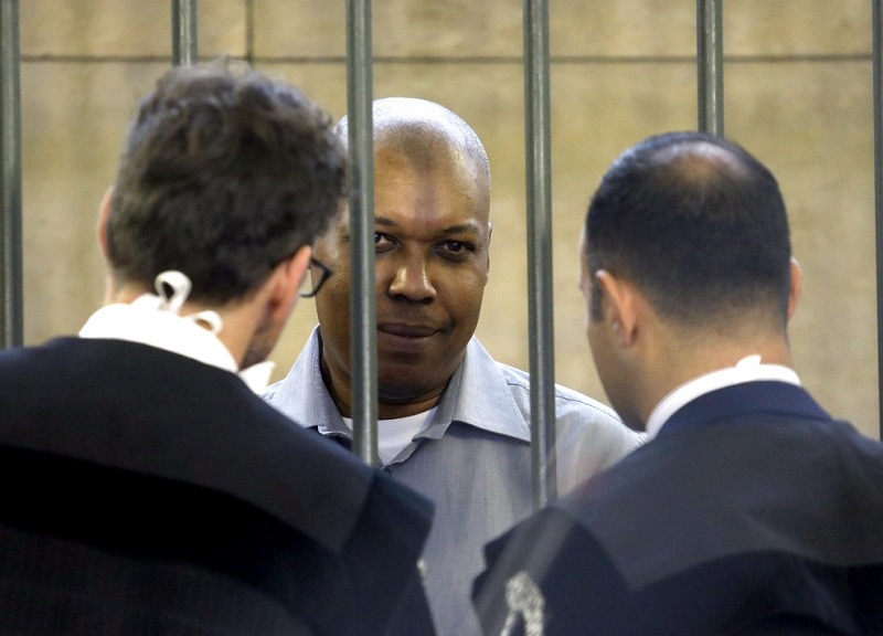 Scuolabus dirottato: l’autista Sy condannato a 24 anni Scuolabus dirottato: l’autista Sy condannato a 24 anni