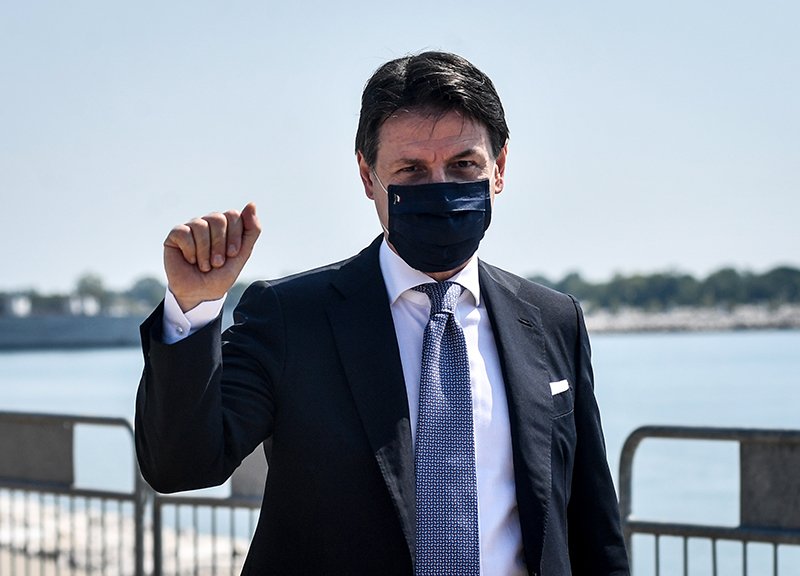 “Conte è competente e rassicura. Ecco perché agli italiani piace” “Conte è competente e rassicura. Ecco perché agli italiani piace”
