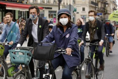 Francia, torna l’obbligo della mascherina nei luoghi chiusi