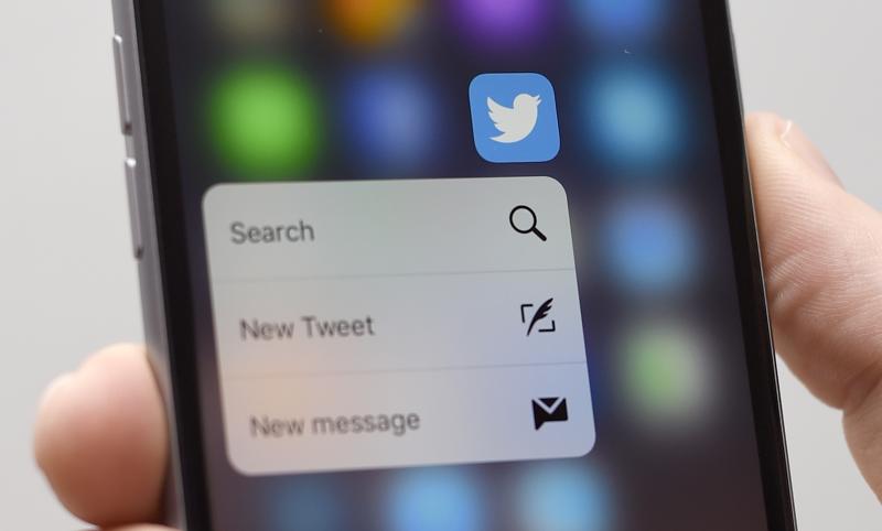 Usa, Twitter: hackerati gli account di Obama, Biden, Bezos, Gates e Kanye West Usa, Twitter: hackerati gli account di Obama, Biden, Bezos, Gates e Kanye West