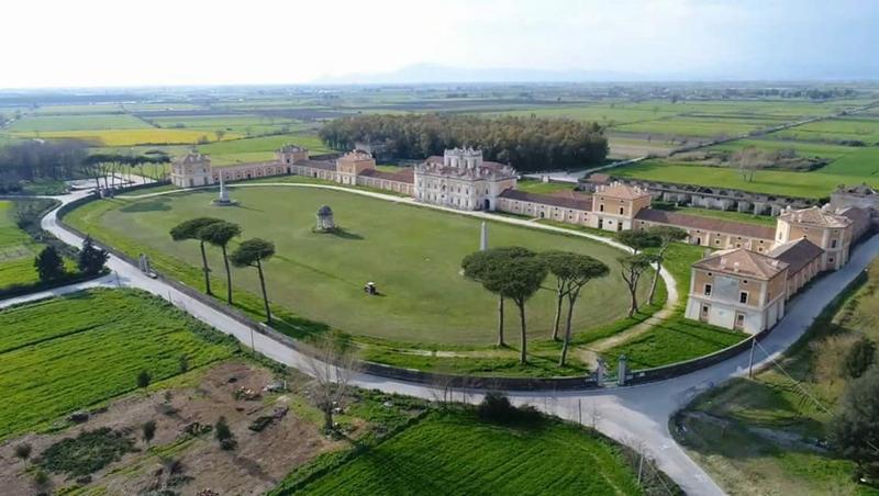 Carditello Festival, la Reggia dei Borbone rinasce dalla musica e dal teatro Carditello Festival, la Reggia dei Borbone rinasce dalla musica e dal teatro