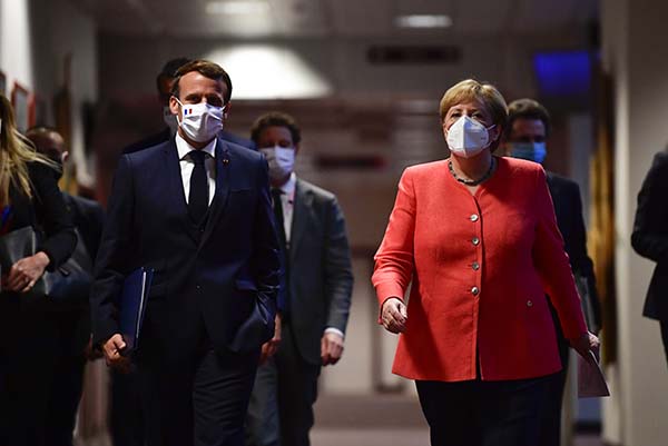Consiglio Ue, foto della maratona. Gli scatti dei protagonisti a Bruxelles Consiglio Ue, foto della maratona. Gli scatti dei protagonisti a Bruxelles