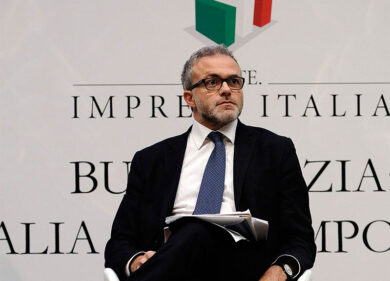 Tasse, svolta epocale. Agenzia delle Entrate:”Addio acconti e saldi”