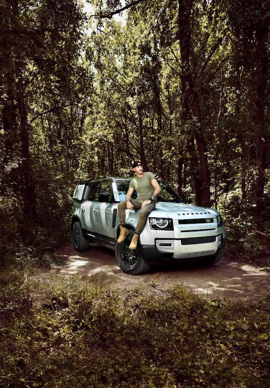 I 4 Ambassador di nuova Defender ci accompagnano alla riscoperta del bel paese I 4 Ambassador di nuova Defender ci accompagnano alla riscoperta del bel paese