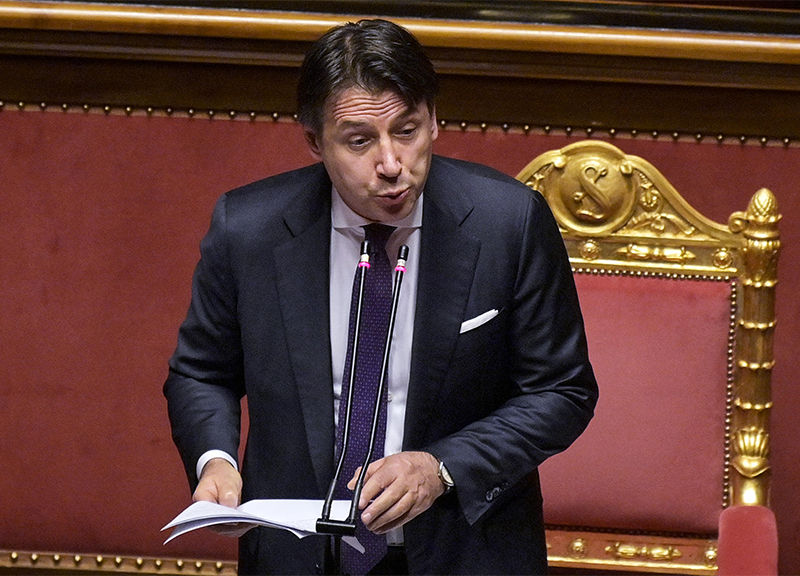 Coronavirus, Cdm non decide sulla proroga. Ipotesi Conte in Parlamento Coronavirus, Cdm non decide sulla proroga. Ipotesi Conte in Parlamento