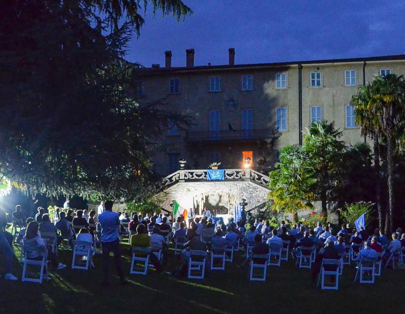 Vox Italia e l’evoluzione della Politica. Presentazione dei Circoli lombardi Vox Italia e l’evoluzione della Politica. Presentazione dei Circoli lombardi
