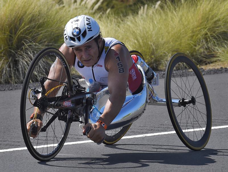 Zanardi trasferito al San Raffaele. Le condizioni sono instabili Zanardi trasferito al San Raffaele. Le condizioni sono instabili