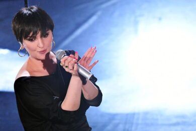 Arisa sfida il Coronavirus: “Ricominciare ancora”, concerto alla Casa del Jazz