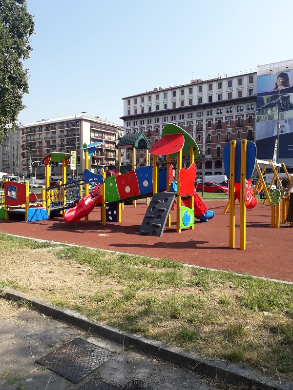 Milano, riapre dopo venti anni il giardino di via Sismondi